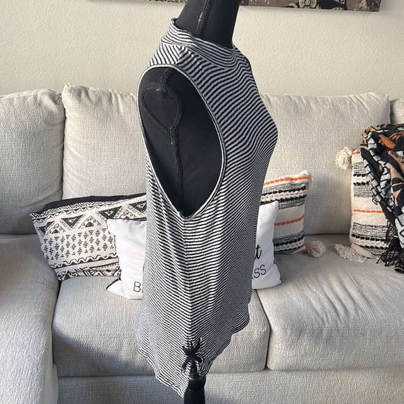 Matty M | Striped Sleeveless Mock Neck Tank Top - Picture 3 of 6